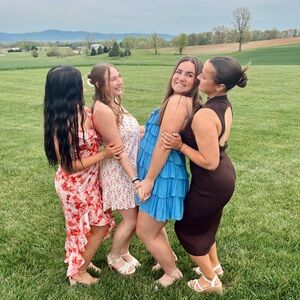 Meet your Posher, Taylor